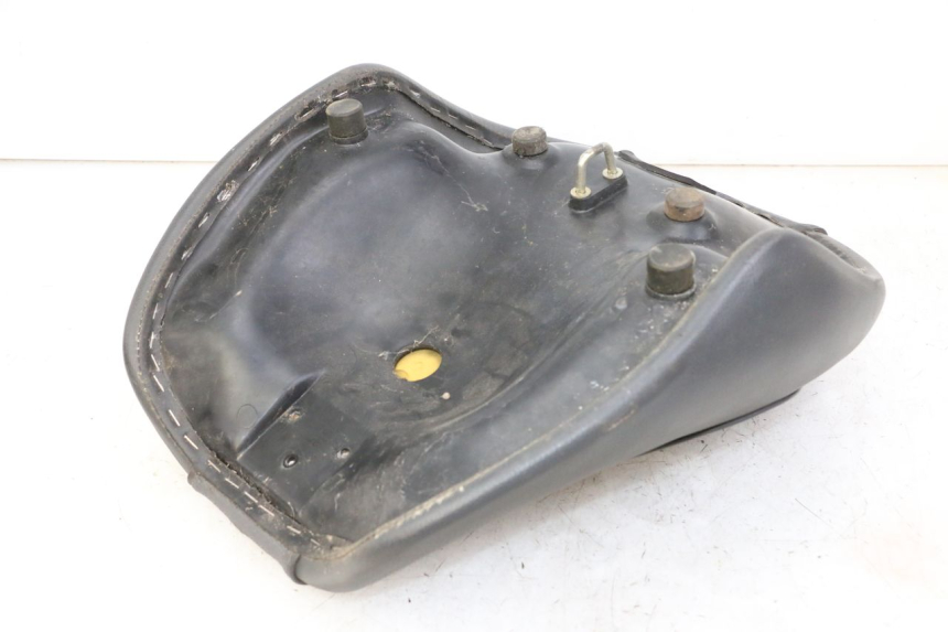 photo de FRONT SEAT APRILIA CLASSIC 125 (1995 - 2001) - Technical close-up