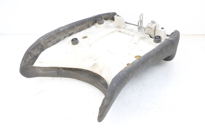 photo de FRONT SEAT YAMAHA FJR ABS 1300 (2006 - 2012) - Product overview