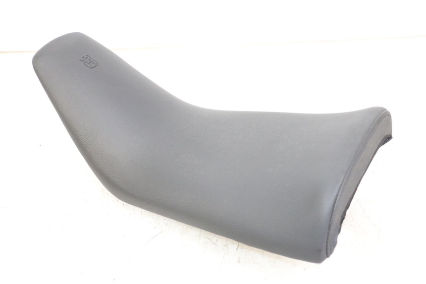 photo de FRONT SEAT HUSQVARNA SVARTPILEN 401 (2018 - 2023) - Checked used part