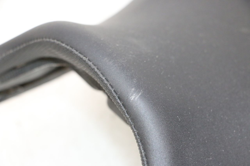 photo de FRONT SEAT YAMAHA MT-07 MT07 ABS 700 (2018 - 2020) - Fixing points details