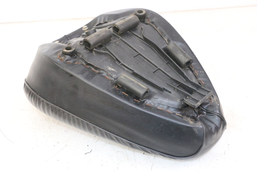 photo de FRONT SEAT REGAL RAPTOR RAXTER 2 125 (2007 - 2015) - Technical close-up