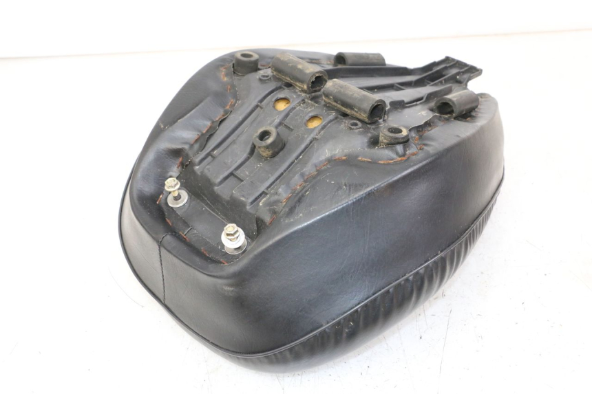 photo de FRONT SEAT REGAL RAPTOR RAXTER 2 125 (2007 - 2015) - Product overview