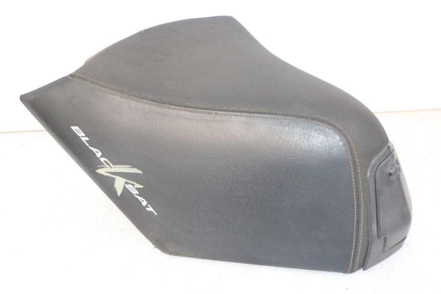 photo de FRONT SEAT PEUGEOT SATELIS COMPRESSOR K15 125 (2006 - 2009) - Distinctive features