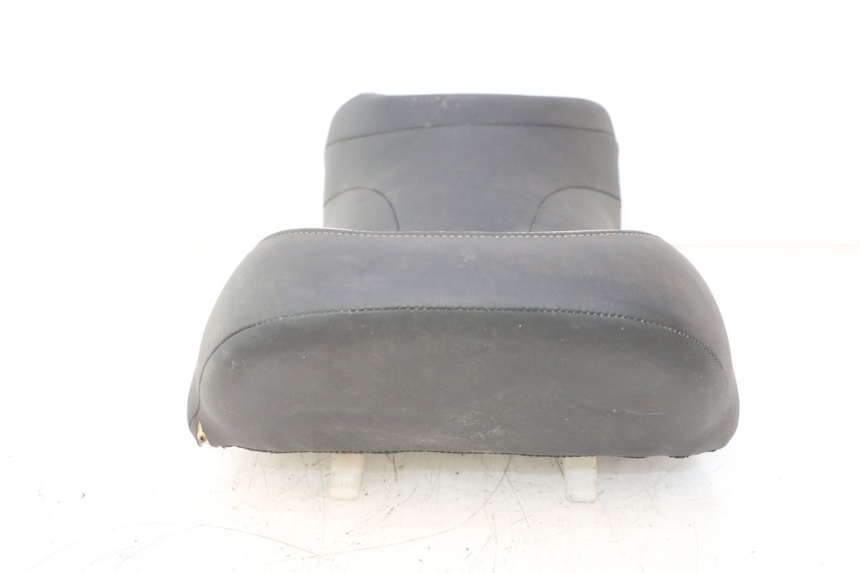 photo de FRONT SEAT SUZUKI SV S 650 (2003 - 2009) - Additional view of the item