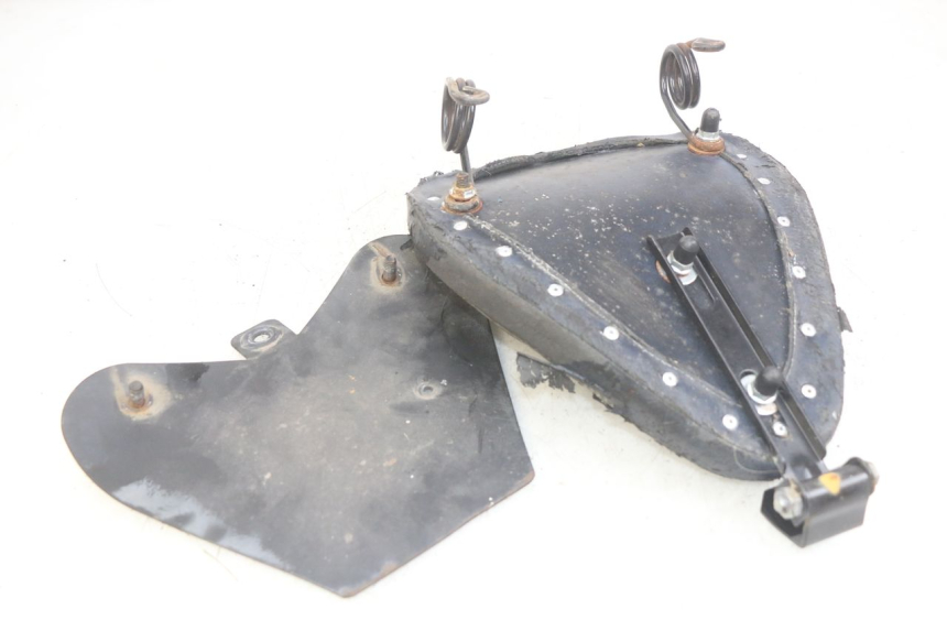 photo de FRONT SEAT DAELIM VL DAYSTAR 125 (2000 - 2011) - Zoom on usage condition