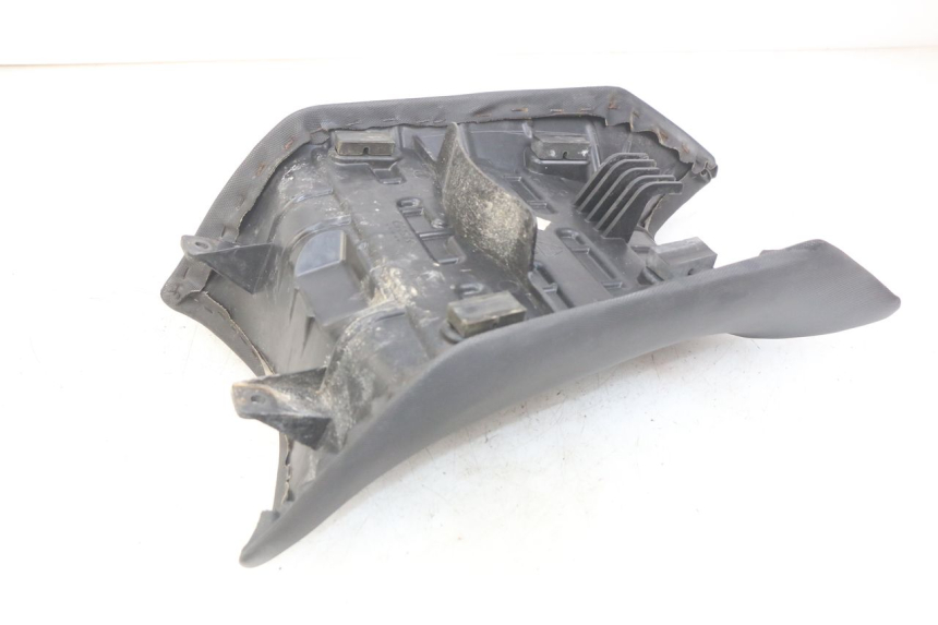 photo de FRONT SEAT SYM WOLF SB 125 (2011 - 2018) - Alternative perspective