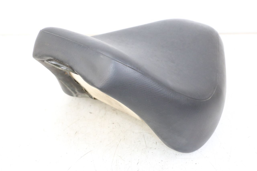 photo de FRONT SEAT YAMAHA XVS DRAG STAR DRAGSTAR 650 (1997 - 2007) - Surface and material condition