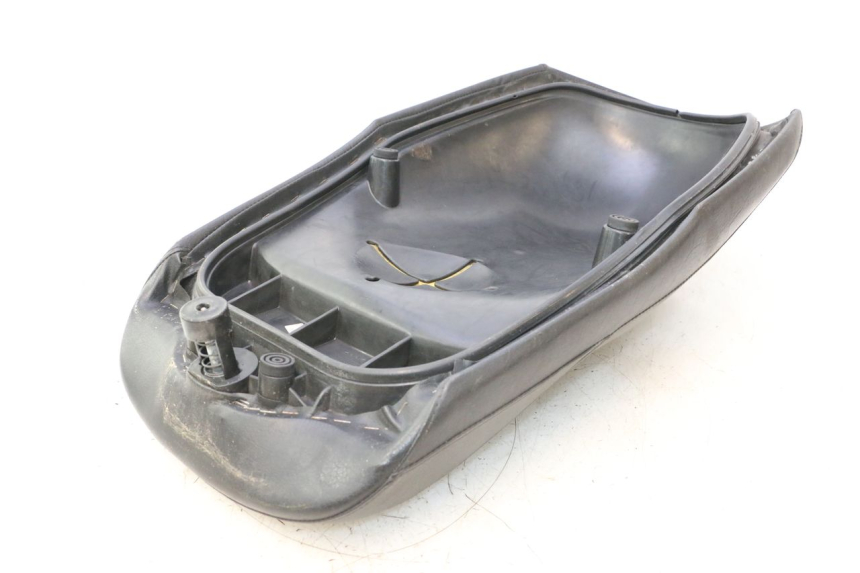 photo de FRONT SEAT YAMAHA YP MAJESTY 125 (1998 - 2001) - Additional view of the item