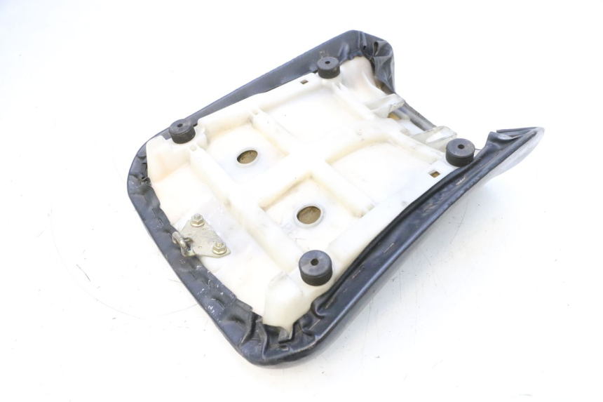 photo de FRONT SEAT YAMAHA YZF R GENESIS 750 (1993 - 1998) - Technical close-up