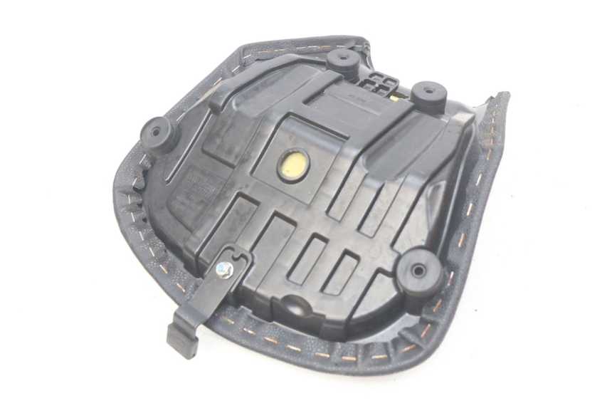 photo de FRONT SEAT KAWASAKI Z 650 (2016 - 2019) - Alternative perspective