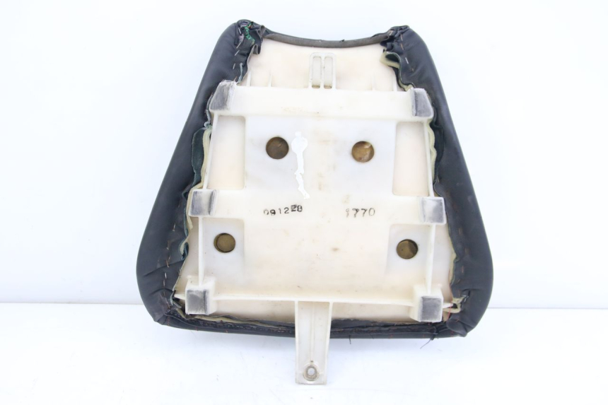 photo de FRONT SEAT KAWASAKI ZX-6R ZX6R 600 (1995 - 1997) - Surface and material condition