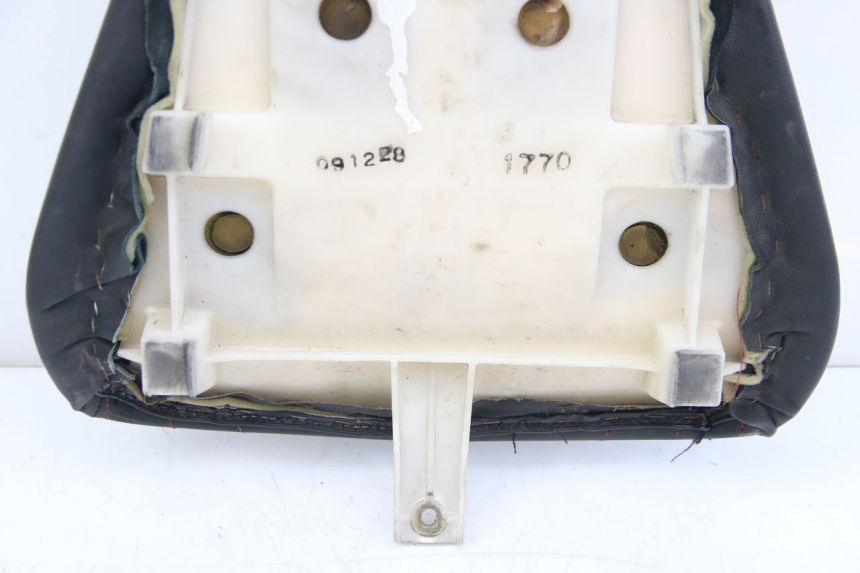 photo de FRONT SEAT KAWASAKI ZX-6R ZX6R 600 (1995 - 1997) - Checked used part