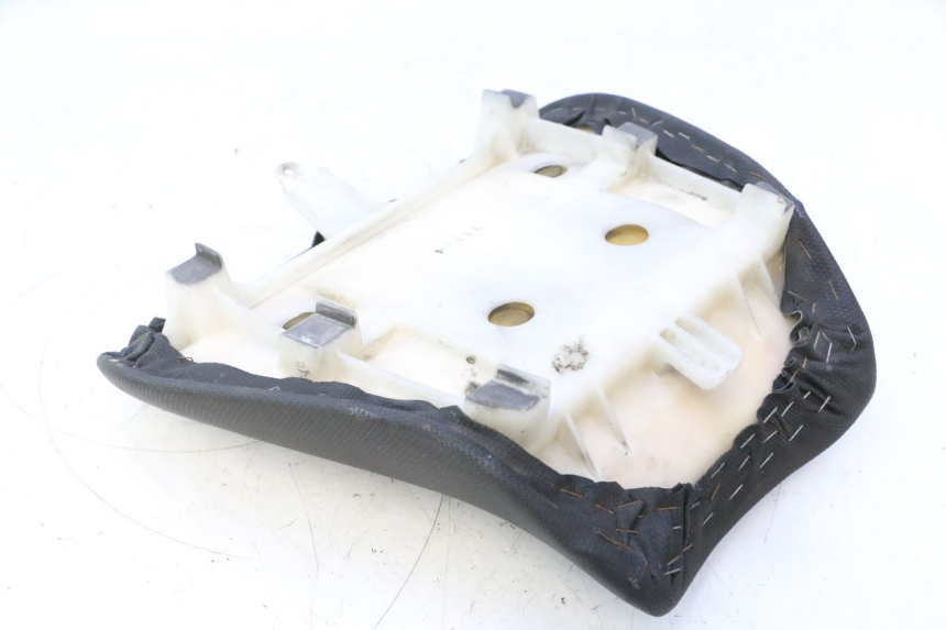 photo de FRONT SEAT KAWASAKI ZX-6R ZX6R 600 (1995 - 1997) - Zoom on usage condition