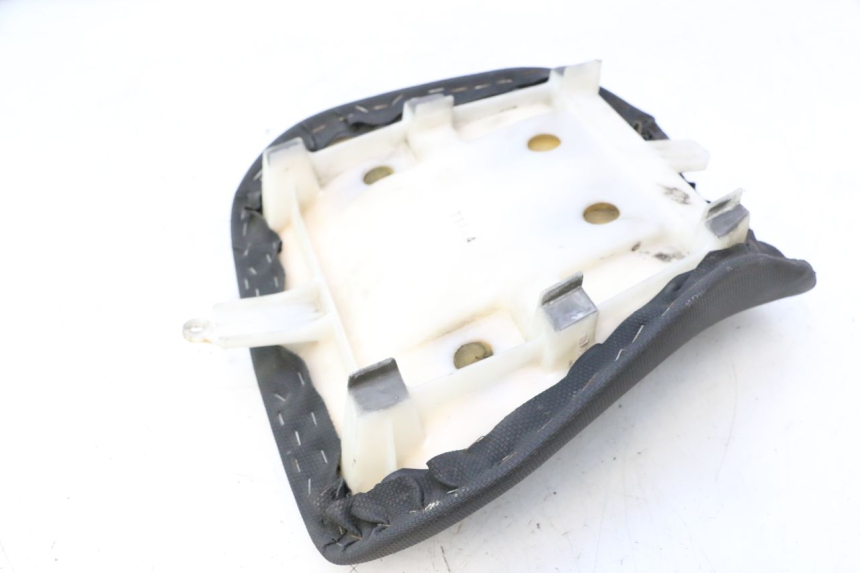 photo de FRONT SEAT KAWASAKI ZX-6R ZX6R 600 (1995 - 1997) - Alternative perspective