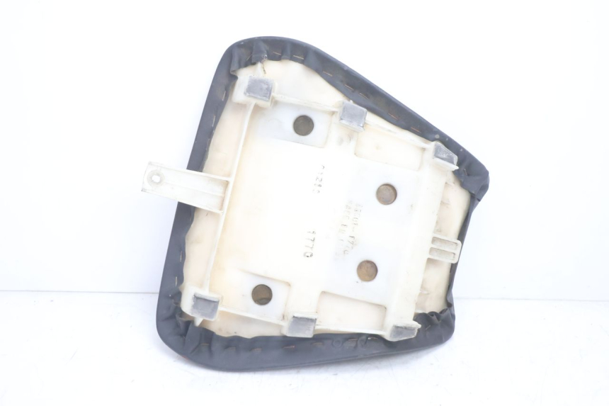 photo de FRONT SEAT KAWASAKI ZX-6R ZX6R 600 (1995 - 1997) - Checked used part