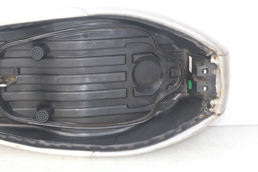 photo de SEAT MBK BOOSTER SPIRIT NAKED 50 (2004 - 2017) - High-resolution close-up