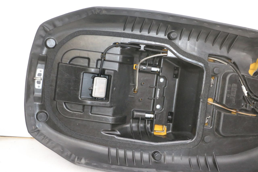 photo de SEAT SUZUKI BURGMAN 650 (2013 - 2020) - High-resolution close-up