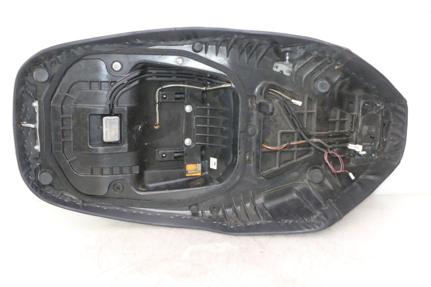 photo de SEAT SUZUKI BURGMAN EXECUTIVE ABS 650 (2006 - 2012) - Product overview