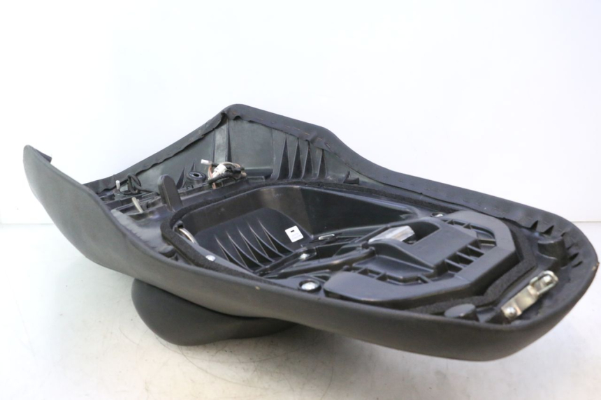 photo de SEAT SUZUKI BURGMAN EXECUTIVE ABS 650 (2006 - 2012) - Alternative angle