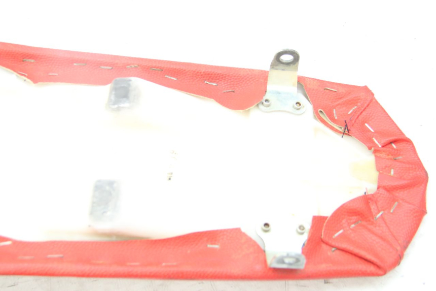 photo de SEAT HONDA CRF CR-F RX 450 (2017 - 2021) - Surface and material condition