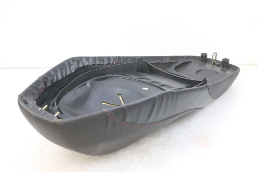 photo de SEAT SYM CROX 4T 50 (2016 - 2023) - Surface and material condition