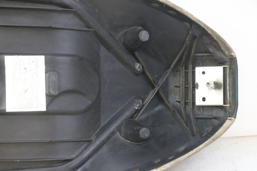 photo de SEAT PEUGEOT ELYSEO 125 (1999 - 2004) - Detailed visual inspection