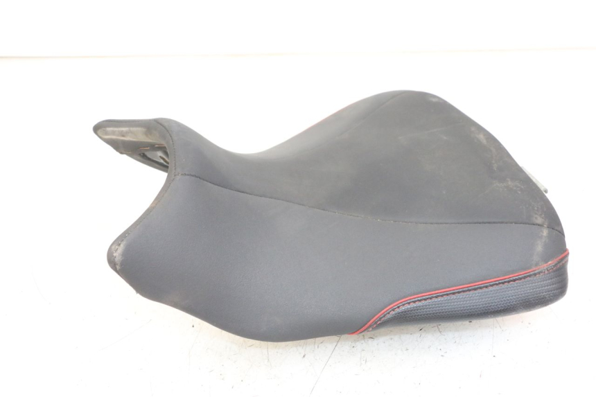 photo de SEAT KAWASAKI ER-6 ER6 N 650 (2012 - 2016) - Alternative angle