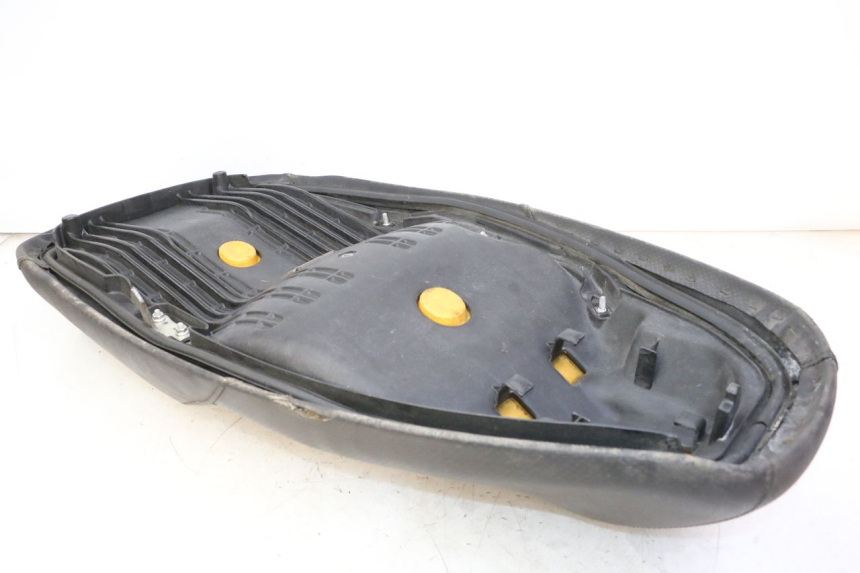 photo de SEAT HONDA FES S-WING SWING ABS 125 (2007 - 2015) - Markings and original references