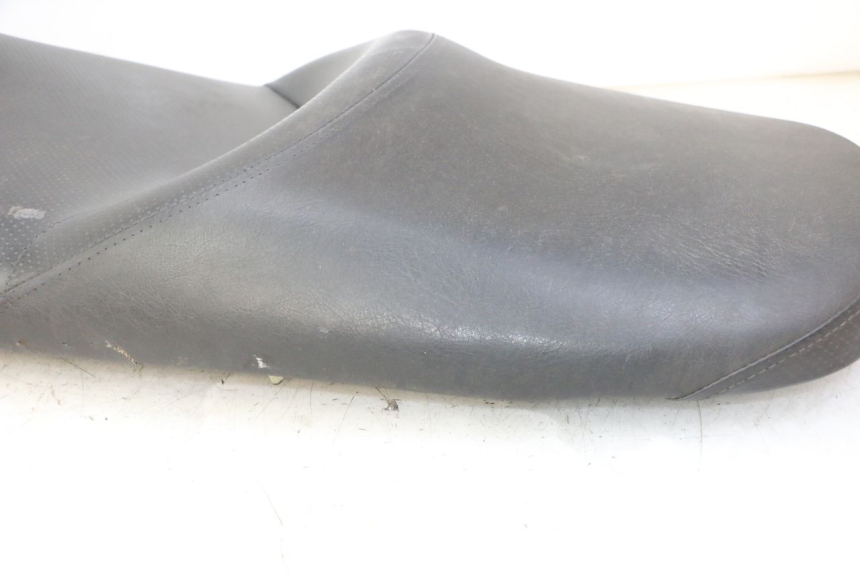 photo de SEAT HONDA FES S-WING SWING ABS 125 (2007 - 2015) - Markings and original references