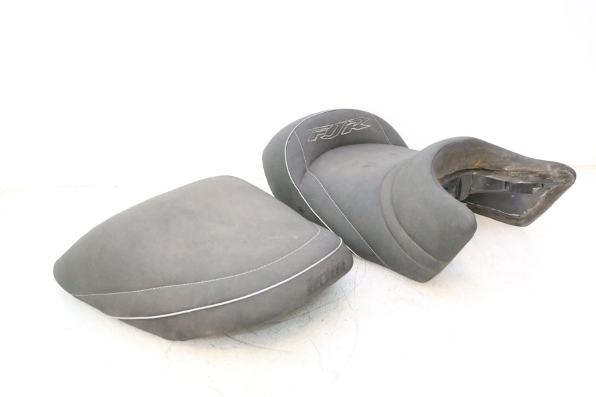 photo de SEAT YAMAHA FJR 1300 (2001 - 2005) - Zoom on usage condition