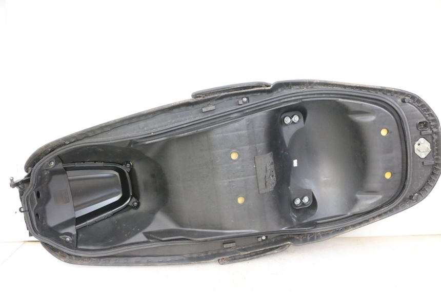 photo de SEAT HONDA FORZA ABS 300 (2013 - 2017) - Fixing points details