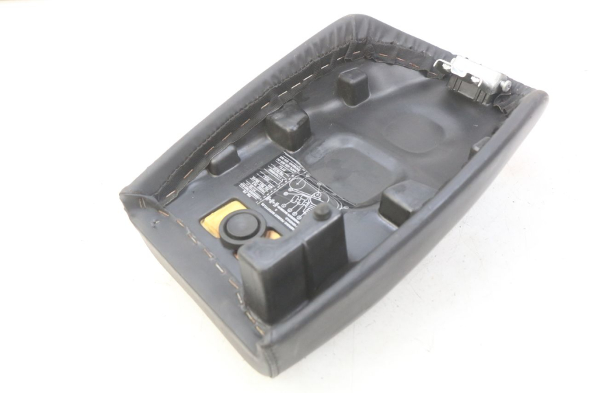 photo de SEAT PEUGEOT FOX 50 (1995 - 2003) - Fixing points details