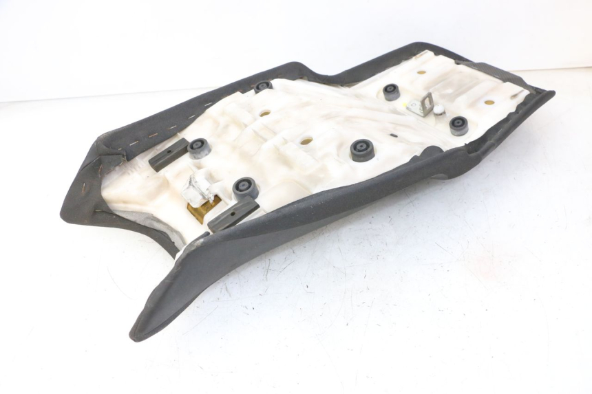 photo de SEAT YAMAHA FZ6 FAZER S2 600 (2007 - 2011) - Product overview