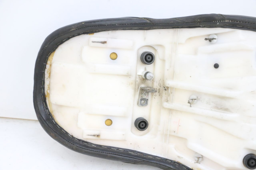 photo de SEAT YAMAHA FZ6 N FAZER 600 (2004 - 2006) - Component zoom