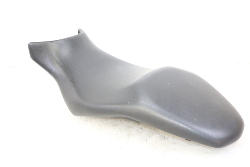 photo de SEAT BMW G310 R 310 (2016 - 2020) - High-resolution close-up