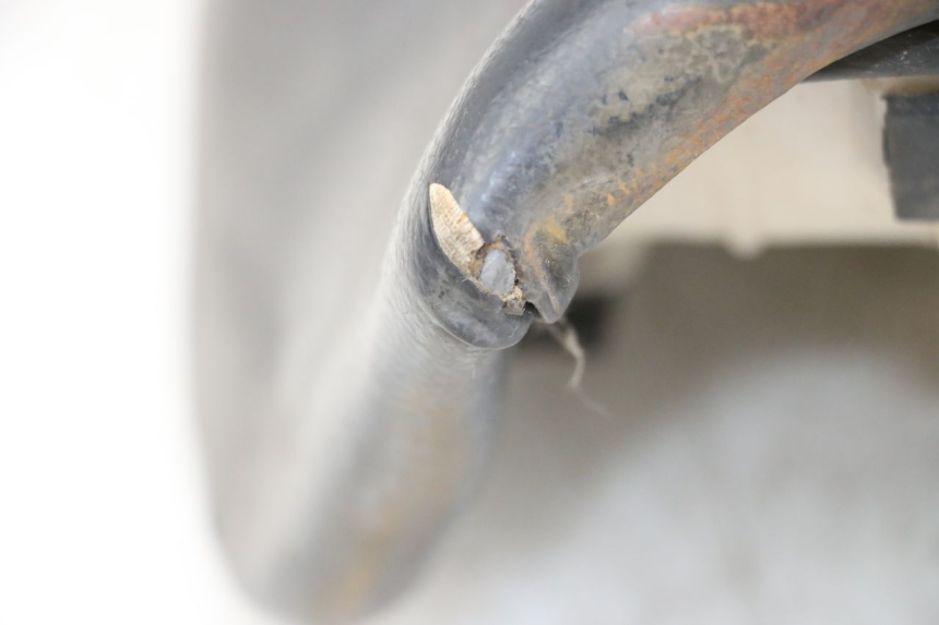 photo de Saddle HYOSUNG GF 125 (2001 - 2005) - Surface and material condition