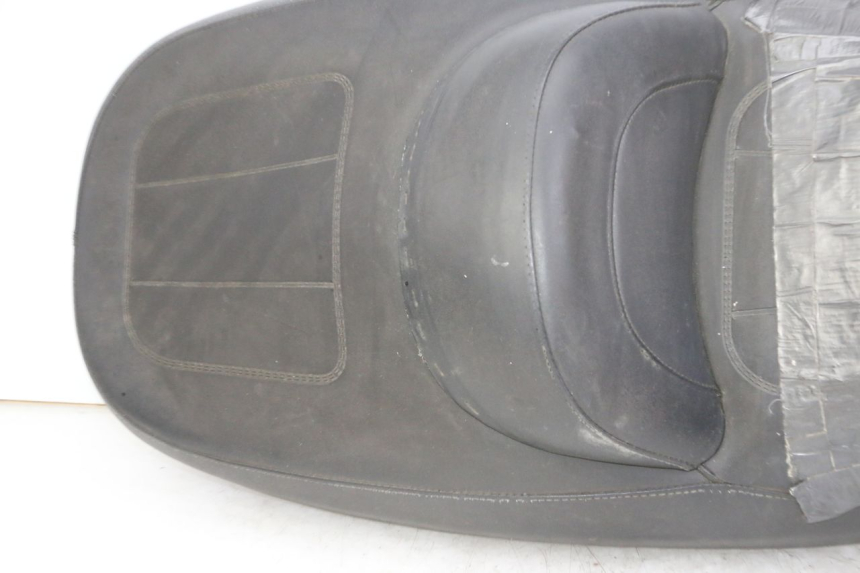 photo de SEAT KYMCO GRAND DINK 125 (2008 - 2014) - Detailed visual inspection