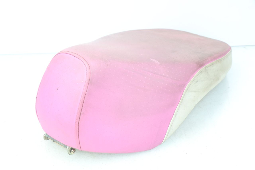 photo de SEAT EUROCKA GREEN 1 - Fixing points details