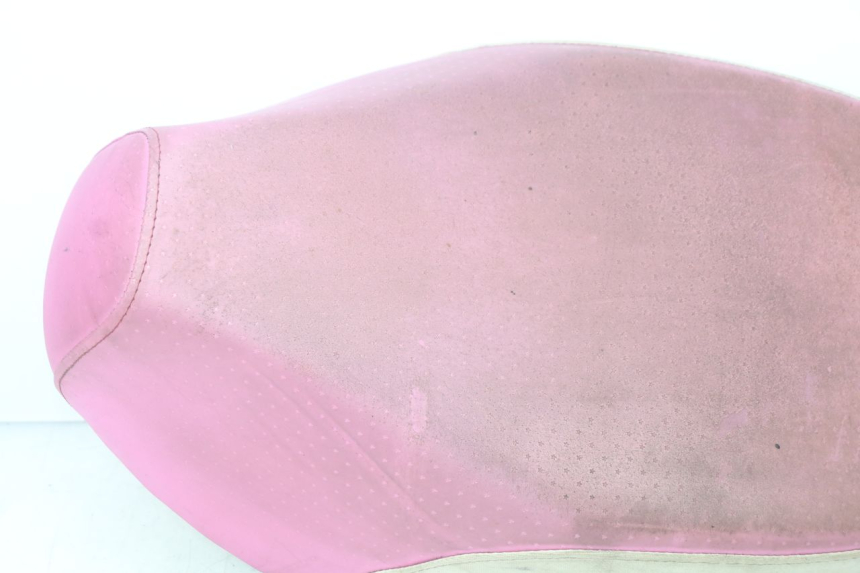 photo de SEAT EUROCKA GREEN 1 - Surface and material condition