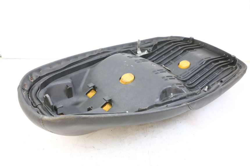 photo de SEAT HONDA FES S-WING SWING ABS 125 (2007 - 2015) - High-resolution close-up