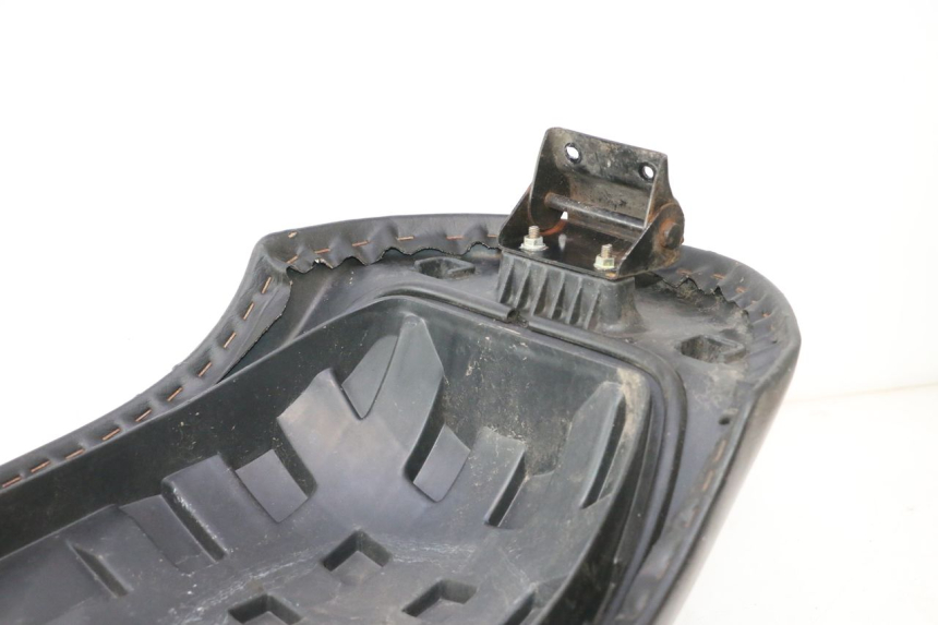 photo de SEAT KYMCO LIKE 125 (2009 - 2016) - Fixing points details
