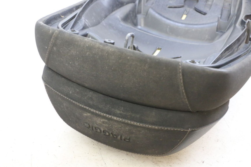 photo de SEAT PIAGGIO MP3 HPE 350 (2018 - 2020) - Fixing points details