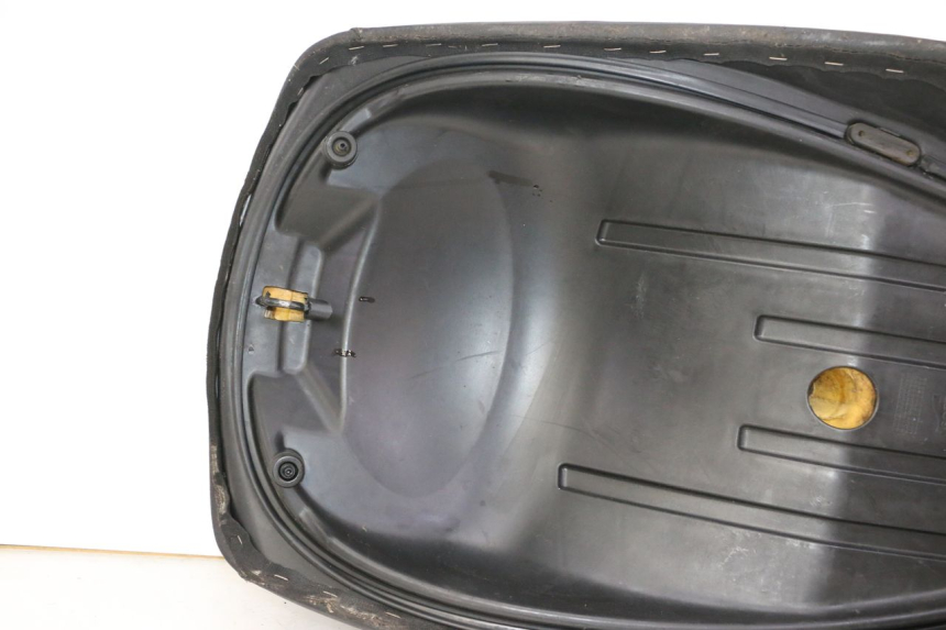 photo de SEAT PIAGGIO MP3 LT 300 (2010 - 2016) - Technical close-up