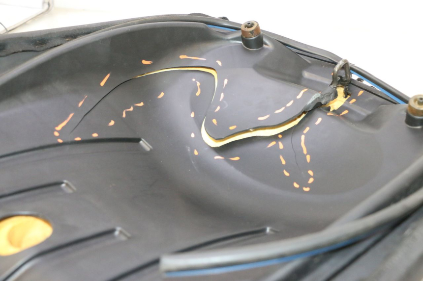 photo de SEAT PIAGGIO MP3 LT 400 (2007 - 2012) - Zoom on usage condition