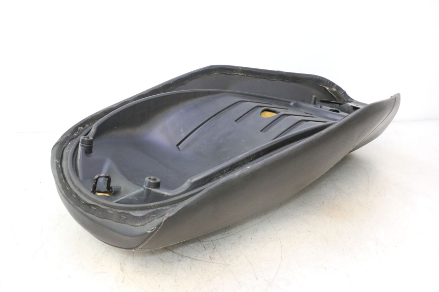 photo de SEAT PIAGGIO MP3 500 (2011 - 2015) - Fixing points details