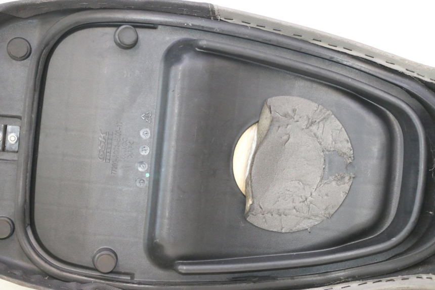 photo de SEAT KYMCO LIKE 4T 50 (2019 - 2025) - Alternative angle
