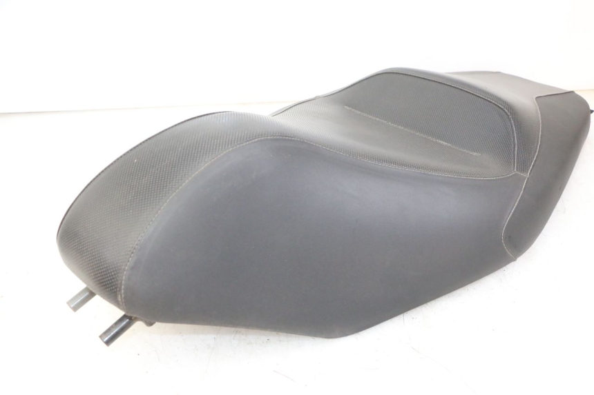 photo de SEAT GILERA NEXUS 125 (2009 - 2013) - Fixing points details