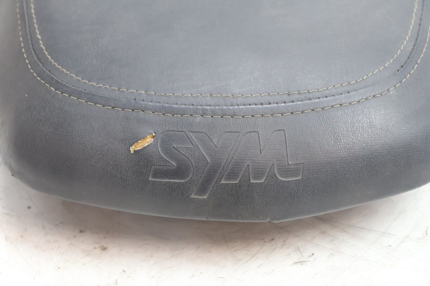 photo de SEAT SYM ORBIT III 3 4T 50 (2021 - 2025) - Distinctive features