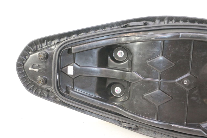 photo de SEAT HONDA PCX (JF28) 125 (2009 - 2011) - Markings and original references