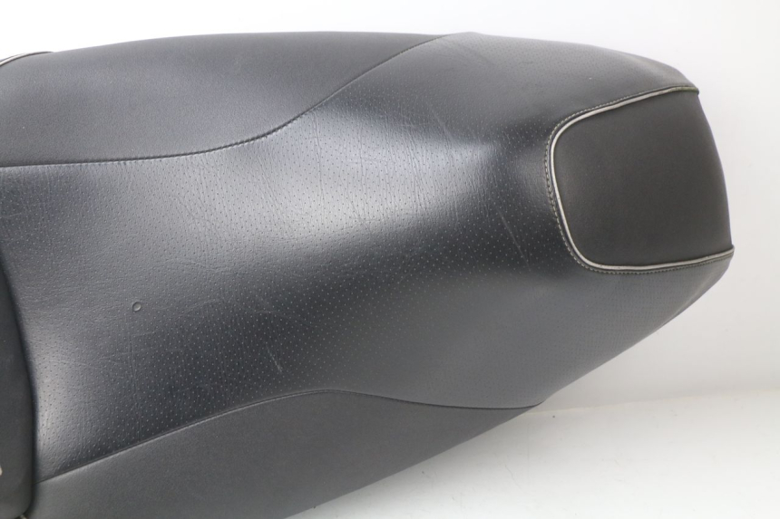 photo de SEAT HONDA PCX (JF47) 125 (2012 - 2013) - High-resolution close-up